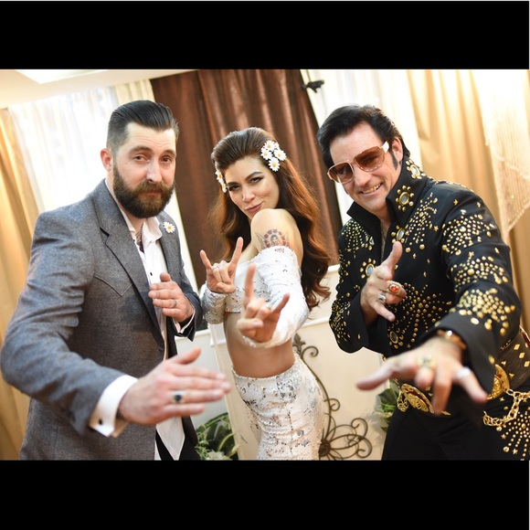 Meet your Posher, Darla - Picture 5 of 5